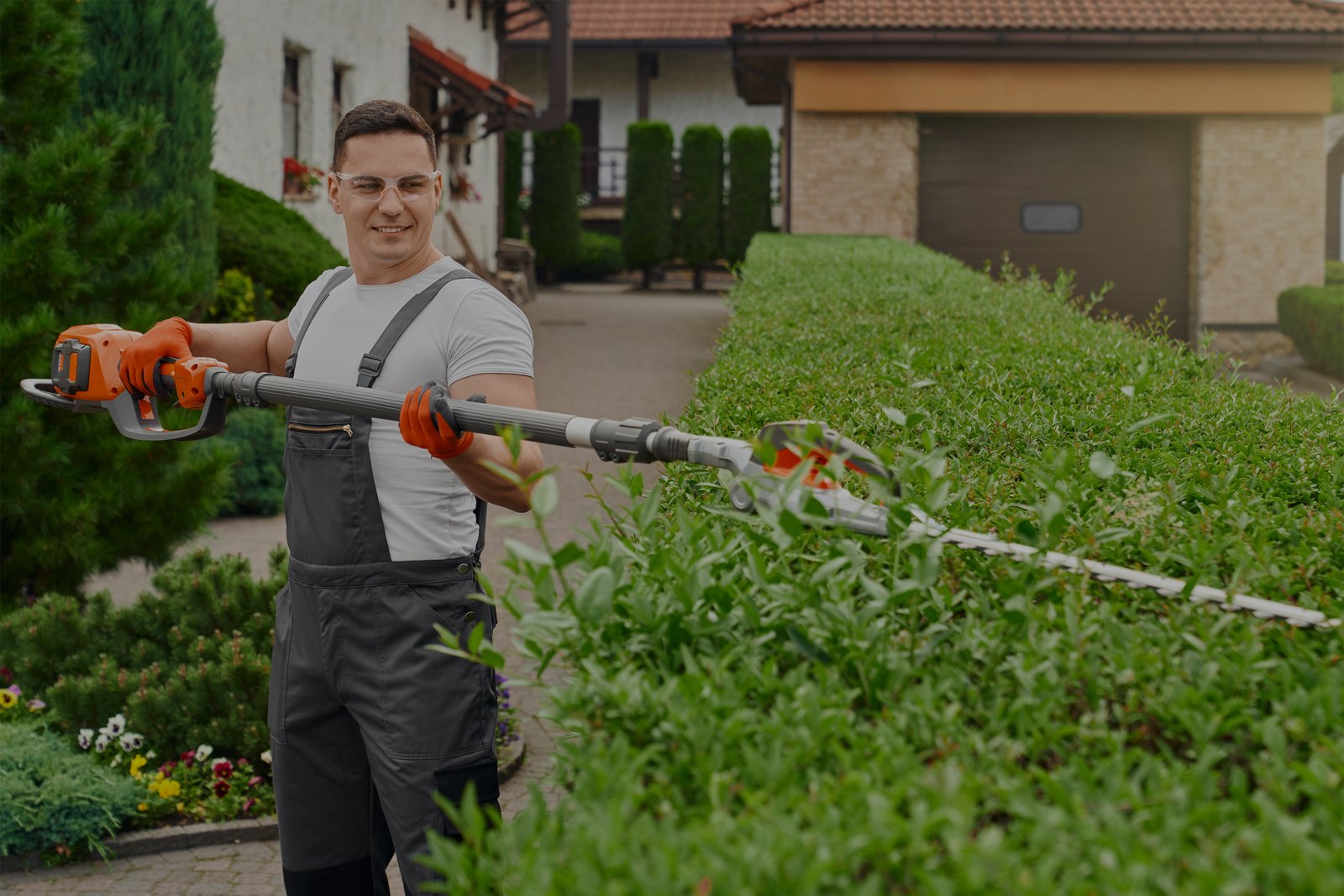 hedge trimming service essex